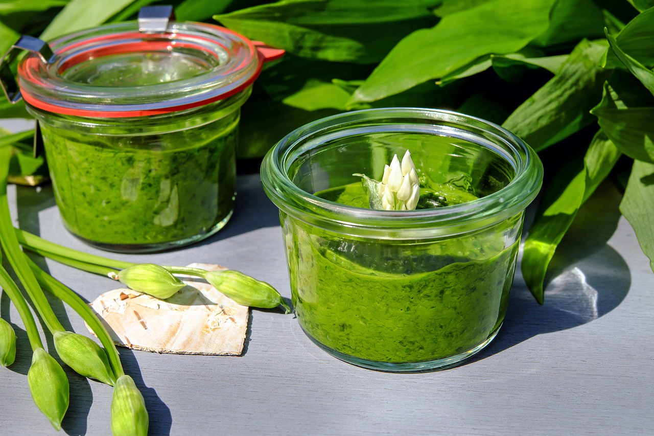 pesto-2228269_1280